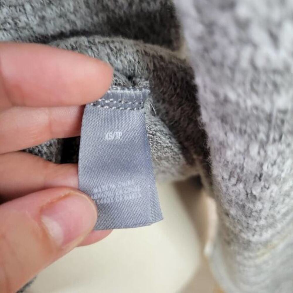 Aerie Women's Real Soft Oversized Gray Cowl Neck Sweater Size Extra Small - Picture 5 of 6